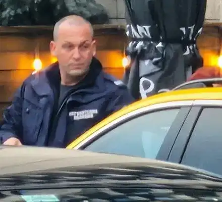 Полиция подпука Марио от "Биг брадър" (Снимки)