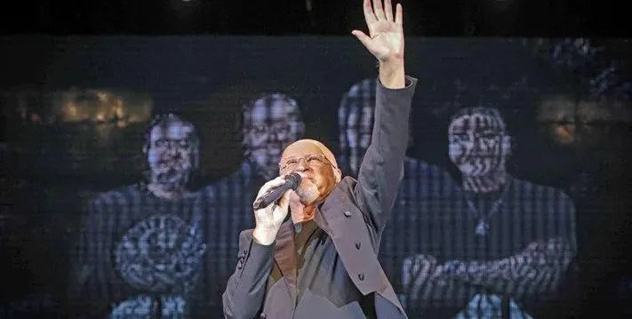 След 46 години: "Сигнал" пак взриви НДК