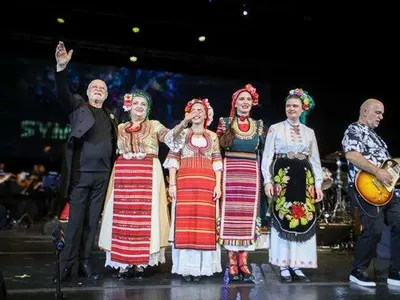 След 46 години: "Сигнал" пак взриви НДК