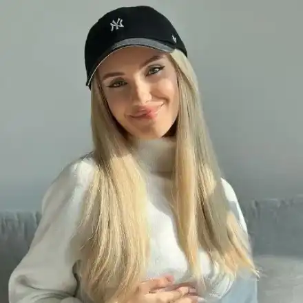 След второто раждане: Ронси наду пазвата със силикон