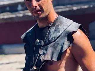 Топ 5 на новите секссимволи, които пенсионираха Деян Донков, Врачански и Карамазов  (ГАЛЕРИЯ)