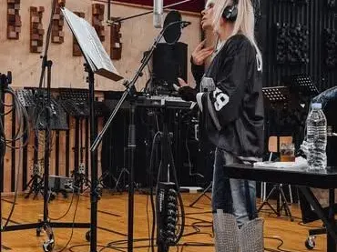 В НАРОДНИЯ: Хилядарка за билет за Лили!