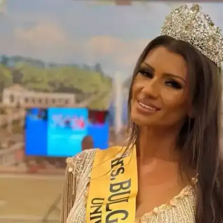 Виктория Джумпарова избяга в Тайланд