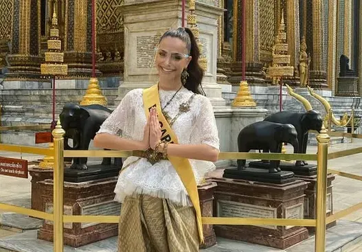 Виктория Лазарова страда за Тайланд