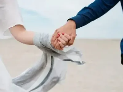 18-годишна се загаджи с баща на 2 деца, а 3 години по-късно...