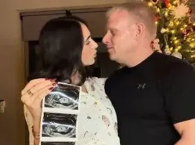 18-годишна се загаджи с баща на 2 деца, а 3 години по-късно...