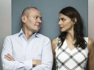 Бившата на Рачков живее с най-имотния министър! Шири се в апартамент на Алпите