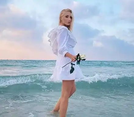 Цвети Янева храни тревопасни антилопи