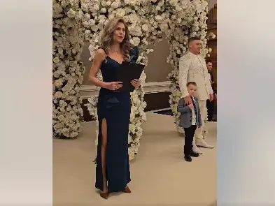 Деси Банова стана за смях –  вече води сватби