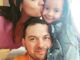 Дъщерята на Борис Солтарийски стана певица в САЩ