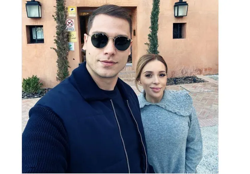 Ето я бременната Мика Стоичкова! (+ Полът на бебето САМО ТУК)