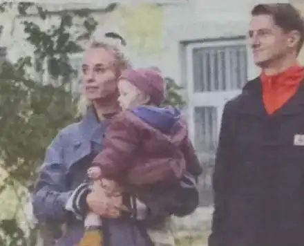 ФАЛШ ЛИ Е?! Радина "изнуди" Пламен да покаже сина си на света, прави се на любяща мащеха! (СНИМКИ)