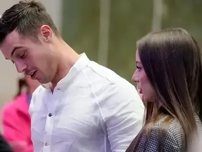 Филип Буков с ново гадже