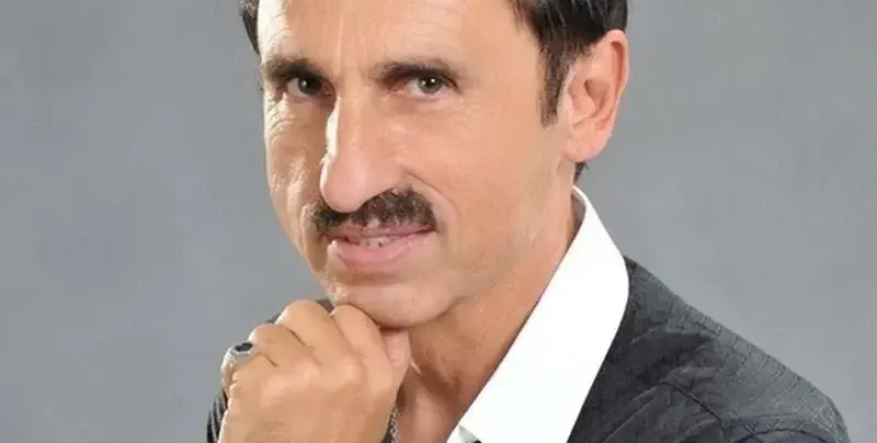 Фолк звездата Милко Калайджиев: Попитах 93-годишната ми майка да не би пък да съм по-млад, щом имам енергията да пея и танцувам с часове