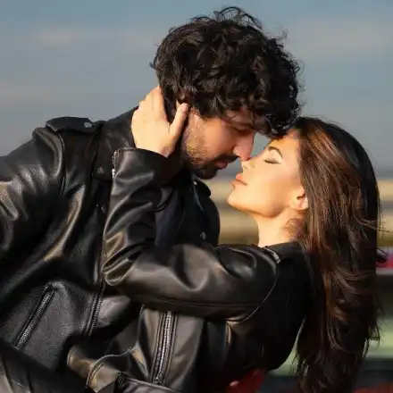 ГИЛОТИНАТА ПАДНА!! Ивка Бейбе посече Евгени с брутални разкрития за половата му немощ! (ВИЖ ТУК)