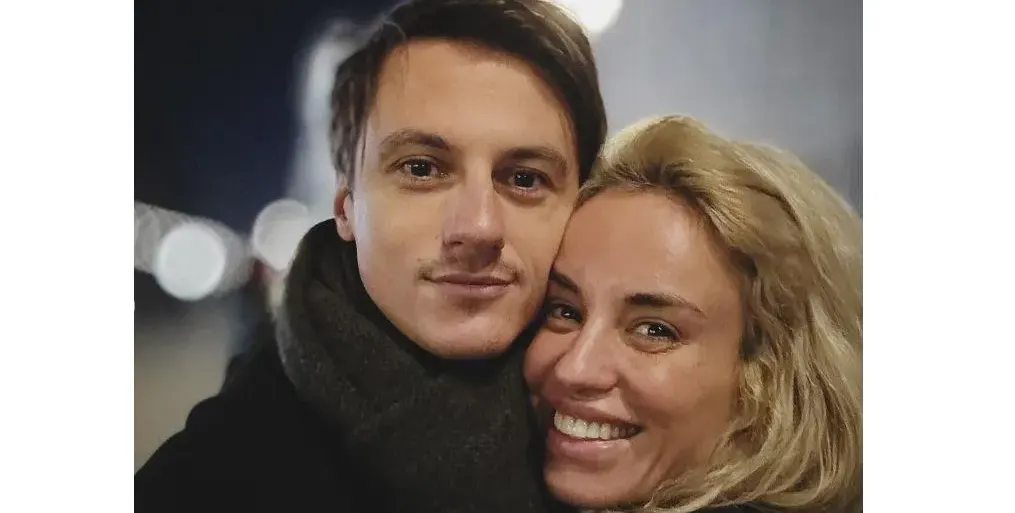 ГРОЗНО! Радина и новият й минаха границите: Пуснаха се НАТЮР от леглото (СКАНДАЛНО ФОТО)