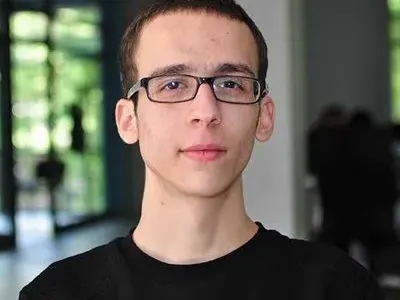 Хакер номер 1 на България се оказа изнудван при сделка с криптовалути