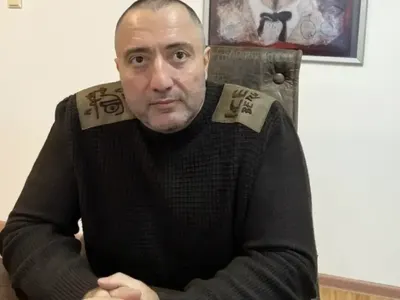 И мутрите не са това, което бяха: Митьо Очите проси в TikTok ВИДЕО