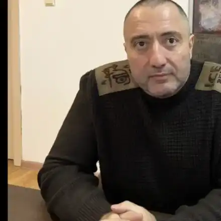 И мутрите не са това, което бяха: Митьо Очите проси в TikTok ВИДЕО