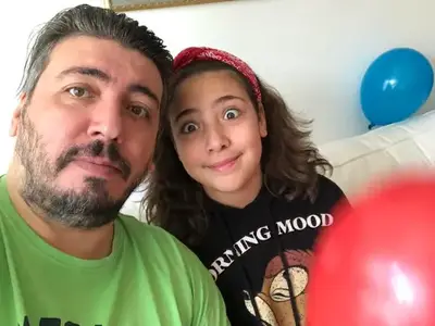 И щерката на Геро става актриса! Водещият й хвърлил пъпа в киностудио в Рим