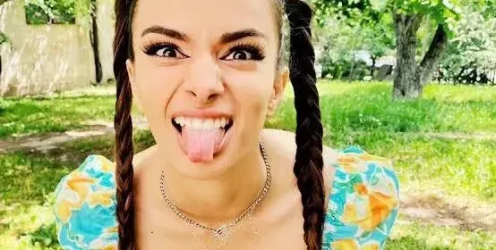 Изабел Овчарова е щастлива от живота