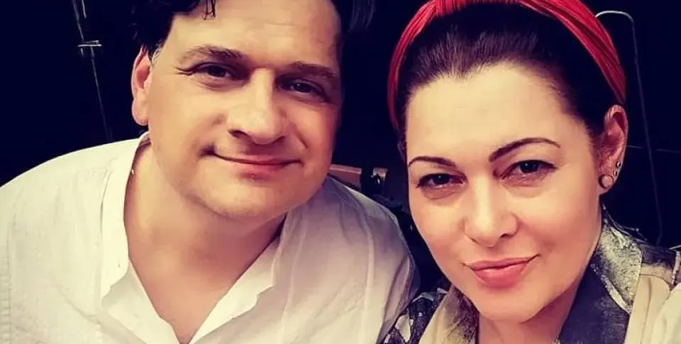 Жената на министър Мариан Бачев – ВИП козметичка