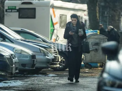 Лена съсипана и угрижена след празниците (Папарашки СНИМКИ)