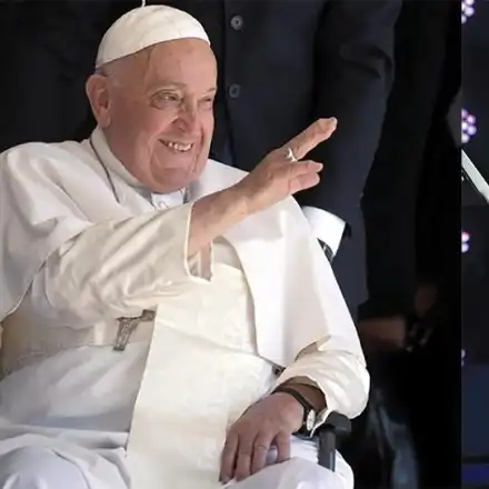 Лили Иванова си уреди среща с папа Франциск