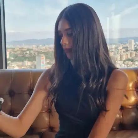 Мариана Попова крие щерка красавица  (Снимки)