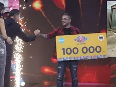 Марио, победителят от "Биг брадър", купи къща на родителите си