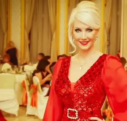 Мис Баба написа книга