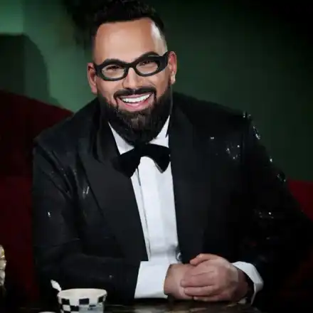 Мон Дьо живял без пукнат лев! Тъпчел се от нерви, че е без работа