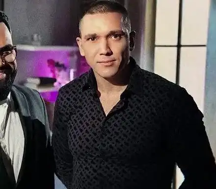 Мон Дьо с нови зъби