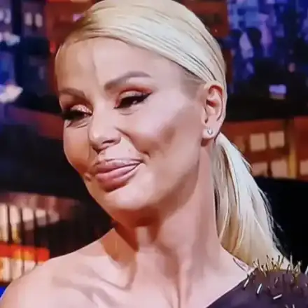 МЪКА: Гущерова още не може да се ограмоти