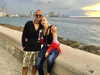 Нети вечеря по "Зоната" преди представление