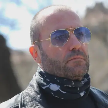 Нойзи тайно продал джипа БМВ след пиянската изцепка