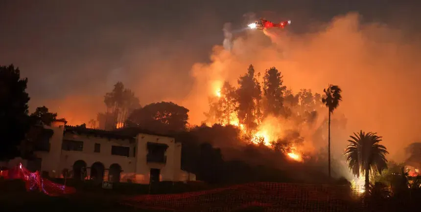 Огненото бедствие в Лос Анджелис подмина имение за $50 млн. на български оръжеен бос