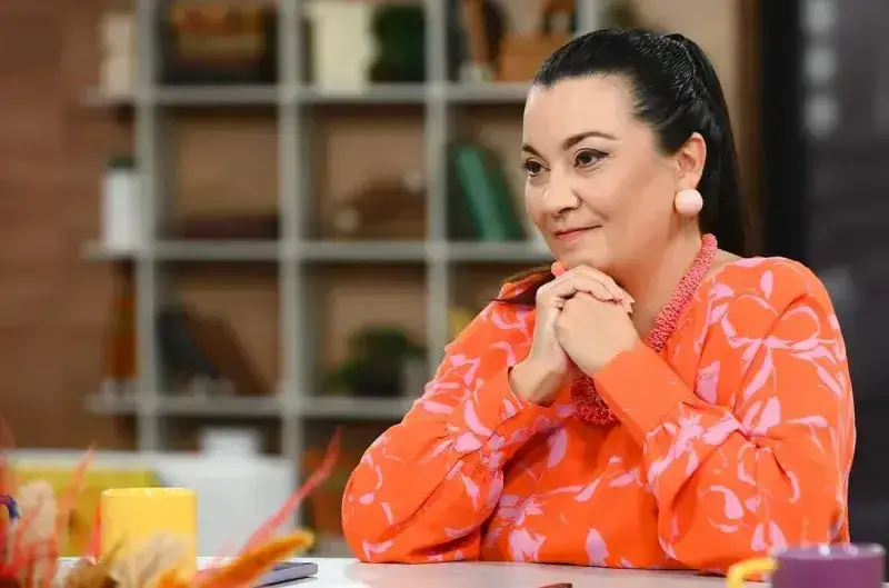 Оля Малинова реве от  хронично безсъние