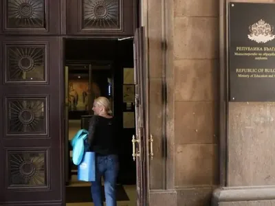 "Особени случаи" вкарват в елитните гимназии деца на елитни родители