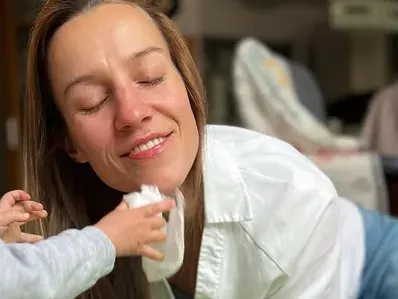 Откакто роди второто си дете, Дария Симеонова не се гримира