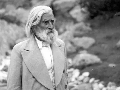 Петър Дънов: България ще спаси света!