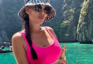 Преслава си загуби ума по бяло лъвче ВИДЕО
