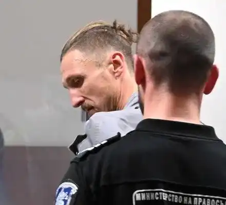 ПЪТЕН ДЖИГИТ: Димо Алексиев с над 40 нарушения на пътя. Актьорът се срина в ареста