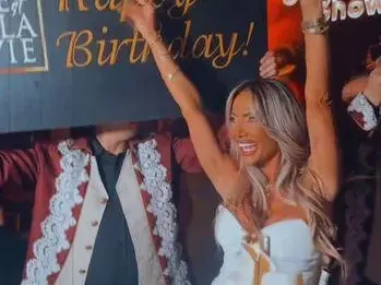 Русата Златка с рожден ден като сватба