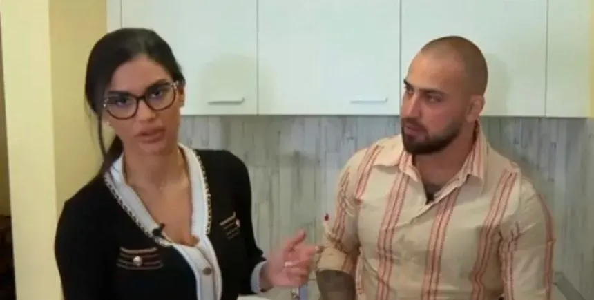 Виктор и Беба се събраха за пари