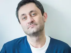 Звездата от „Всичко за сина ми“ и „Откраднат живот“ Моню Монев: Не съм отслабнал, вталените ми дрехи създават измамно впечатление