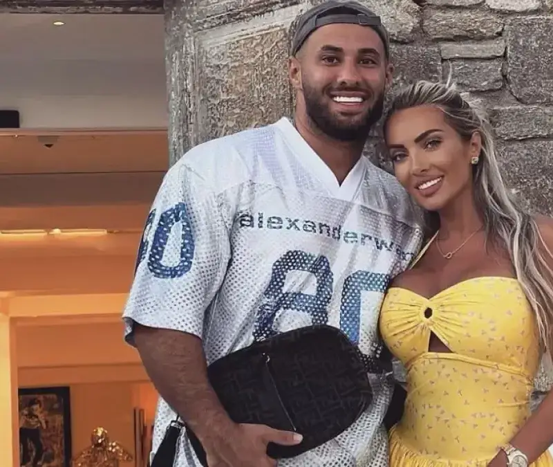 Златка Райкова сменя фамилията си и маникюра