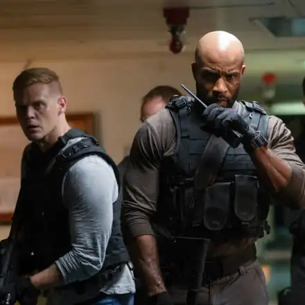 Звезда от "Нетфликс" женен за българка