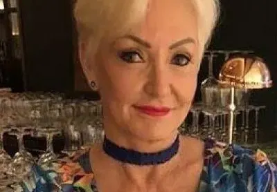 70-годишна порнобаба учи щерка на занаята