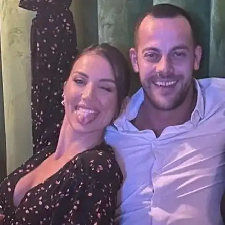 Алекс Богданска НЕАДЕКВАТНО: На Мартин му допада да го издържам и сме заедно! Не му е проблем като на Дани... (ВИЖ ТУК)